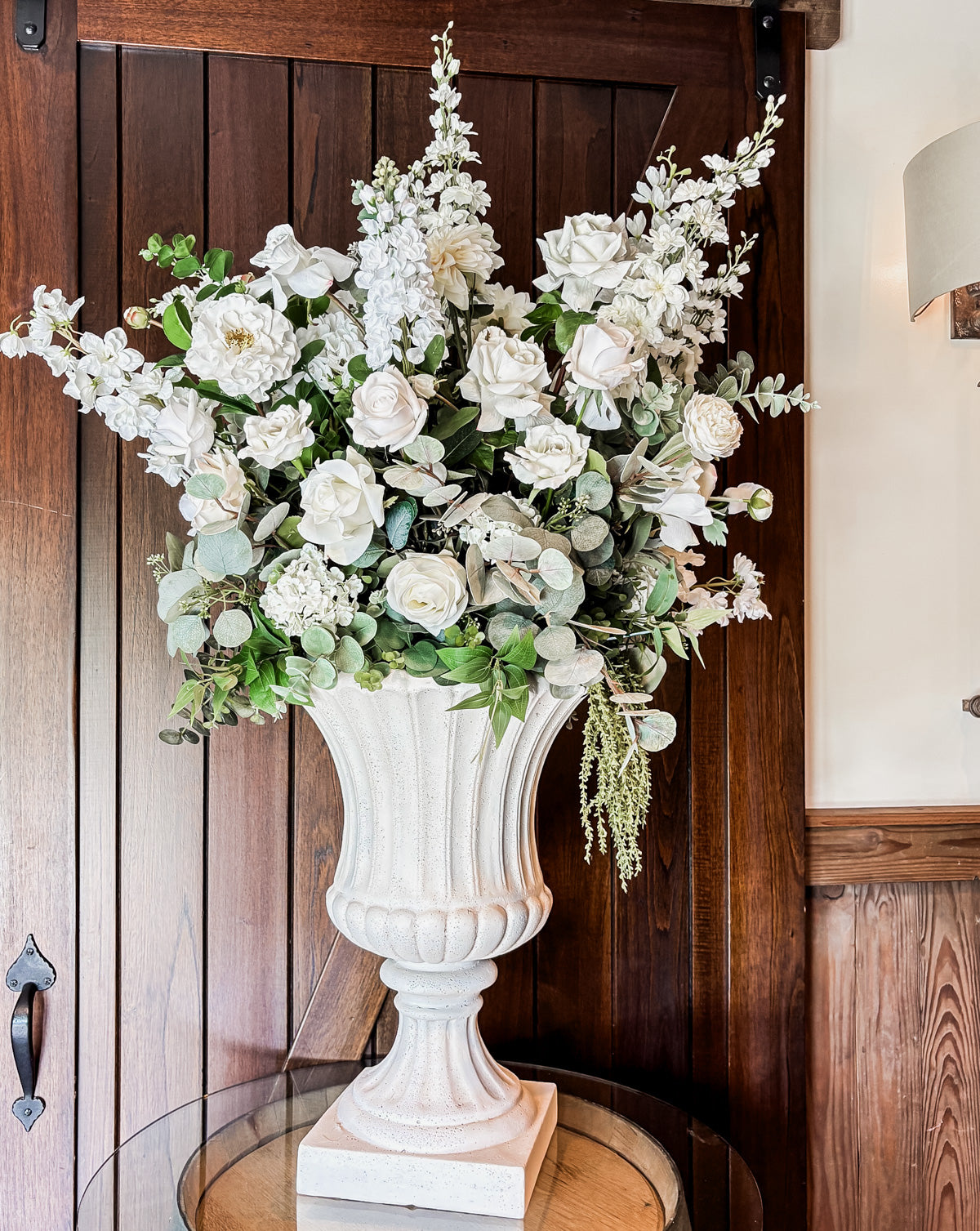 Ivory Garden Large Urns (Set of Two)