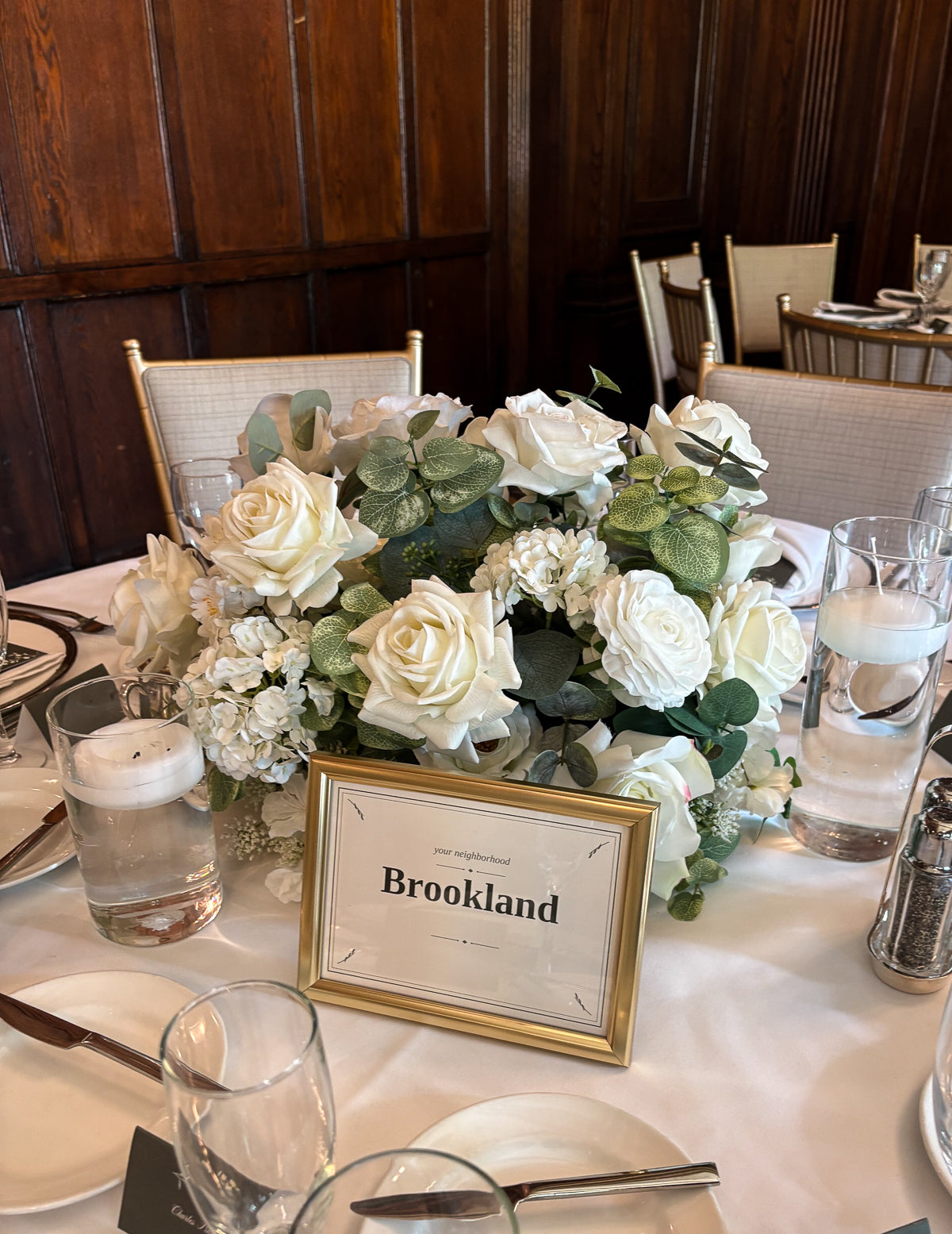 Ivory Garden Tablelay Centerpiece