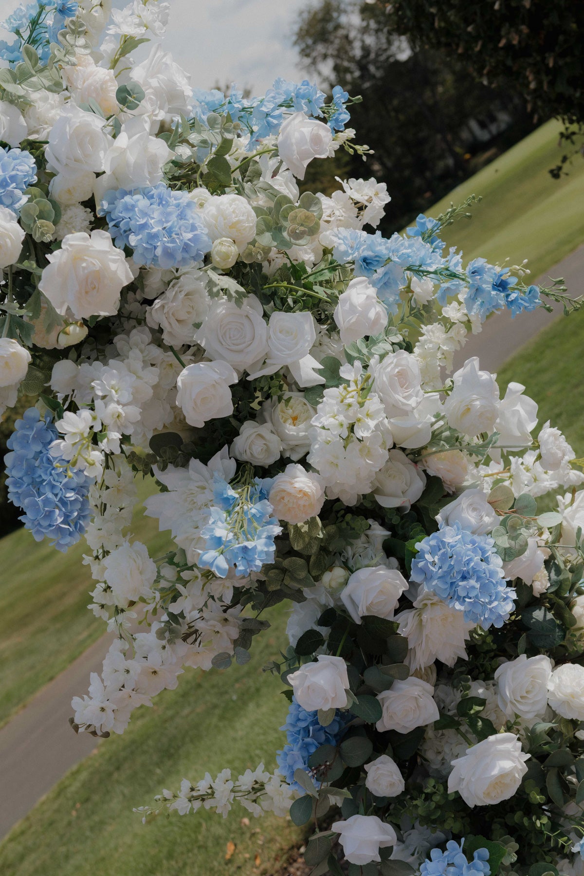 Blue Garden Floral Pillars