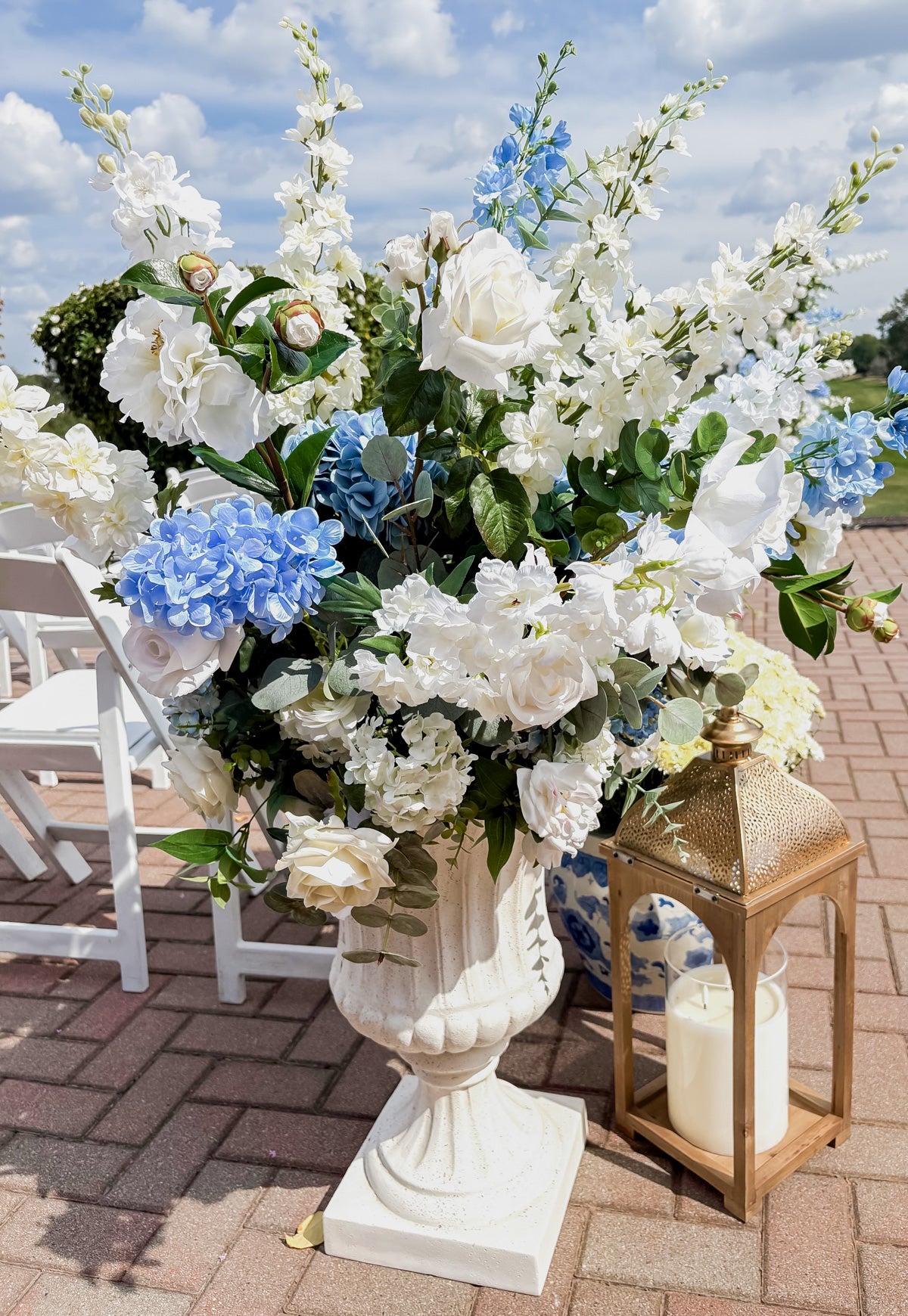 Blue Garden Floral Pillars